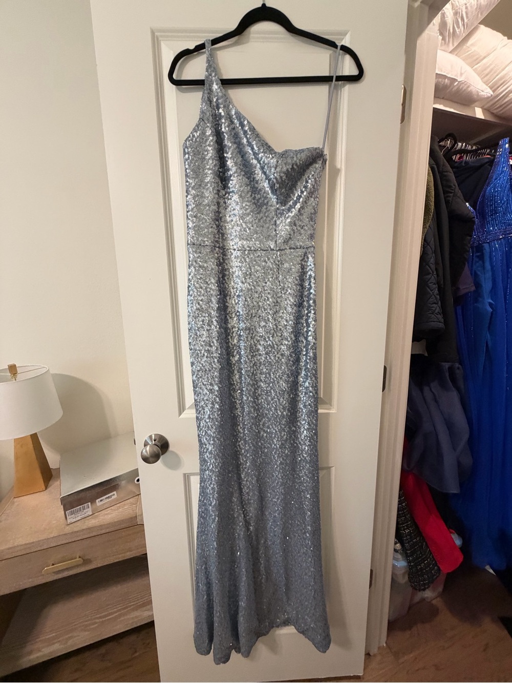Dress the Population Bella Silver Sequined One-Shoulder Evening Gown